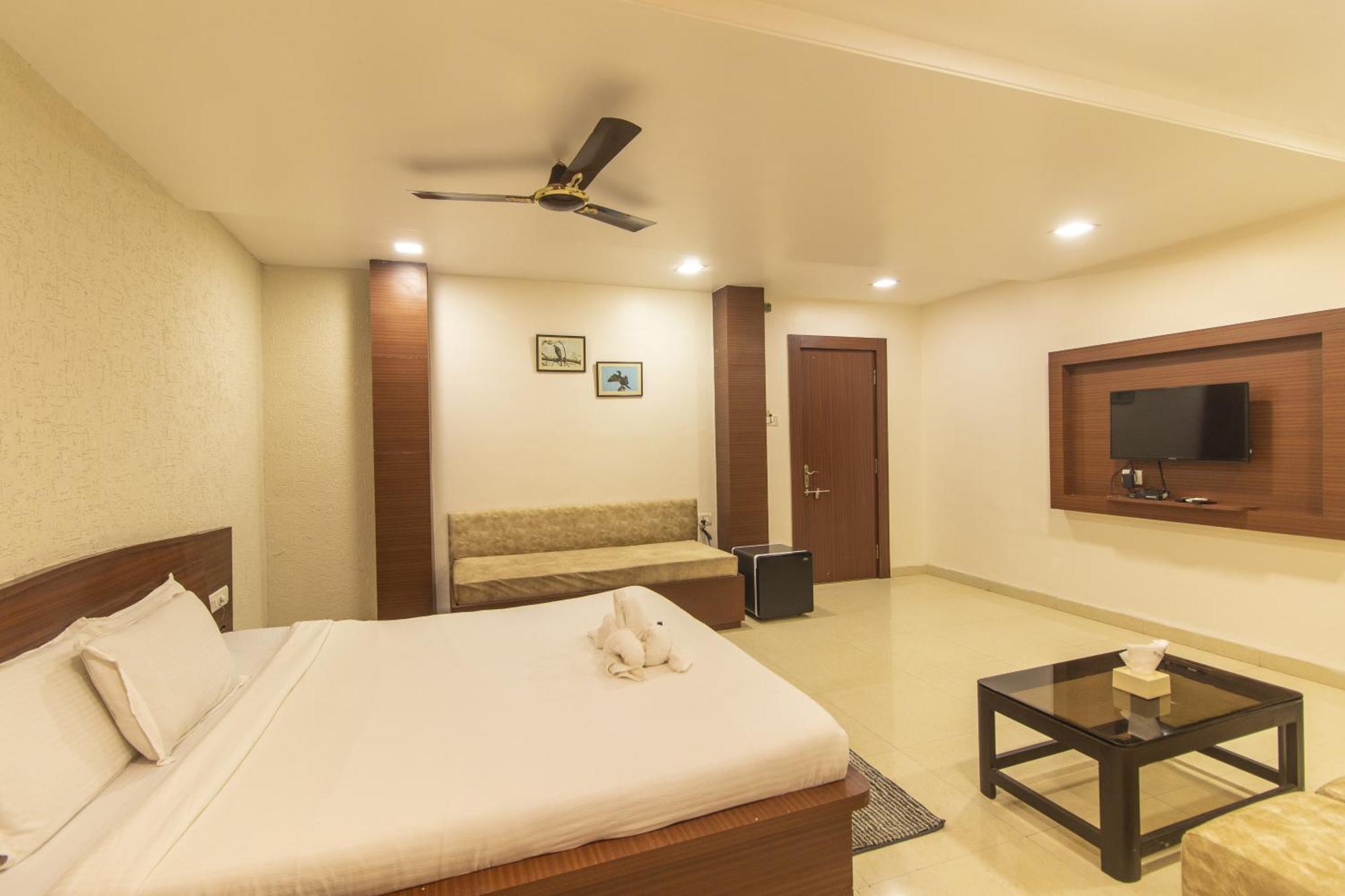 Wow Stayz2 Misty Meadows Pachmarhi Exterior photo